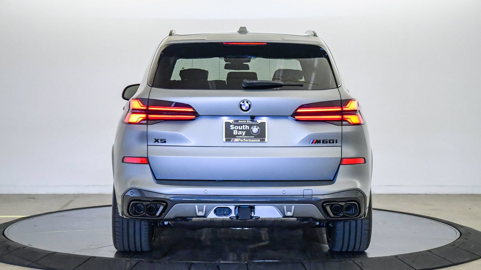 New 2026 BMW X5 M60i AWD/4WD image 3