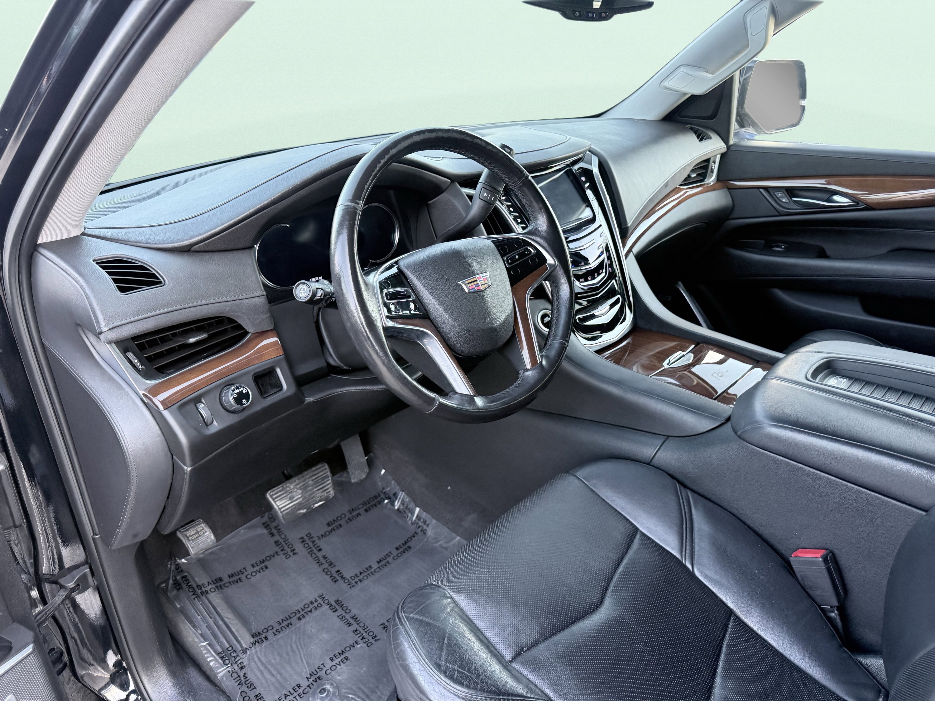 Used 2020 Cadillac Escalade ESV 2WD image 23