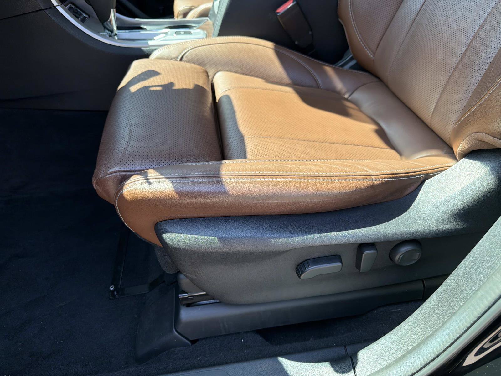 Used 2022 Subaru Ascent Touring w/ Popular Package #2A AWD/4WD image 22