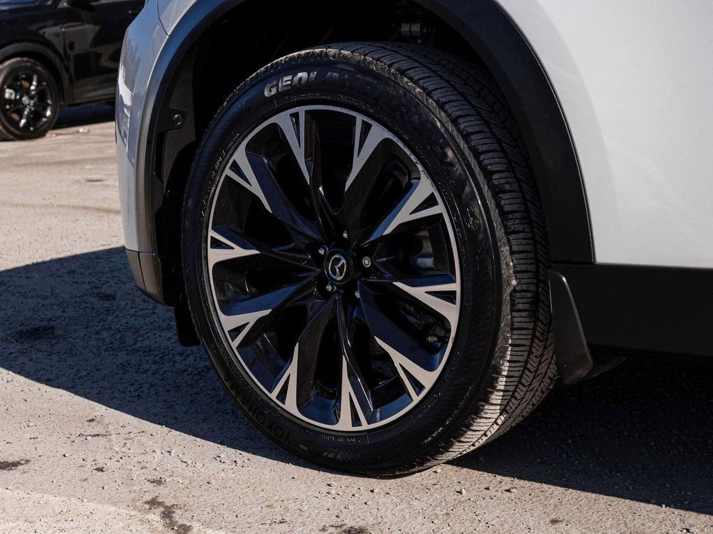 Used 2024 MAZDA CX-90 Plug-In Hybrid w/ Premium Plus image 7