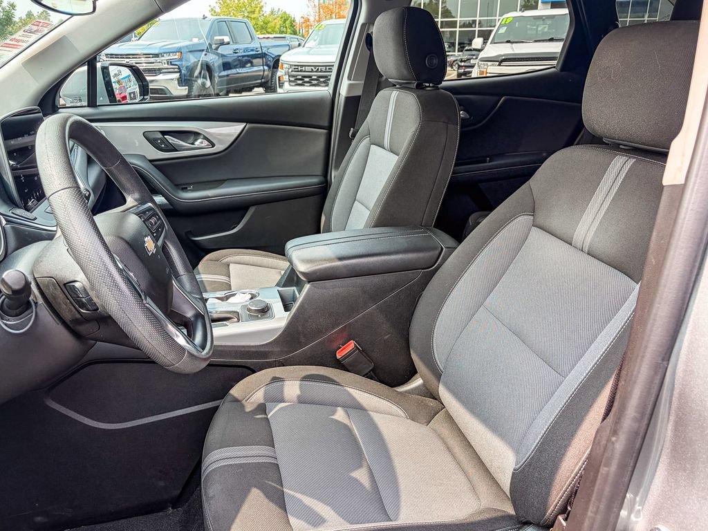 Used 2023 Chevrolet Blazer LT w/ LPO, Cargo Package FWD image 9