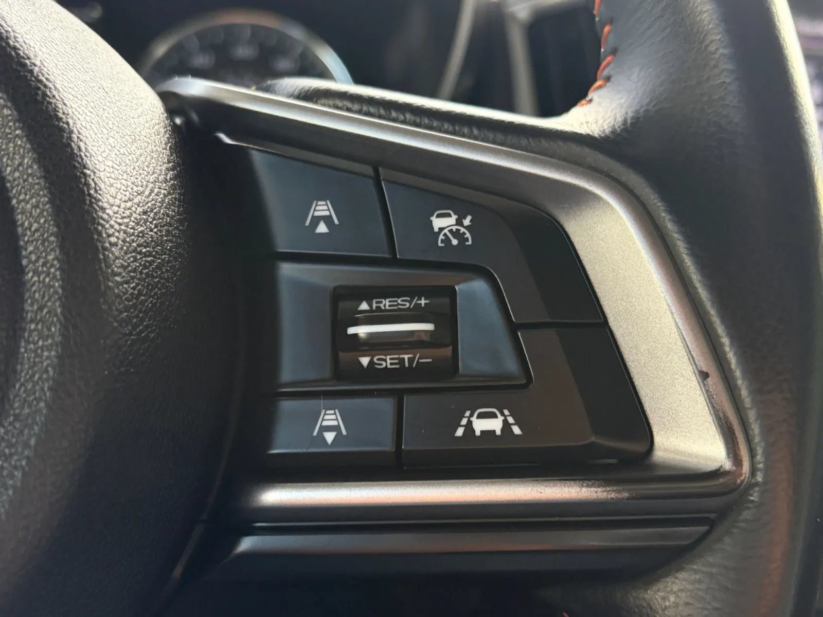 Used 2019 Subaru Crosstrek 2.0i Limited w/ Moonroof Package w/Navigation AWD/4WD image 30