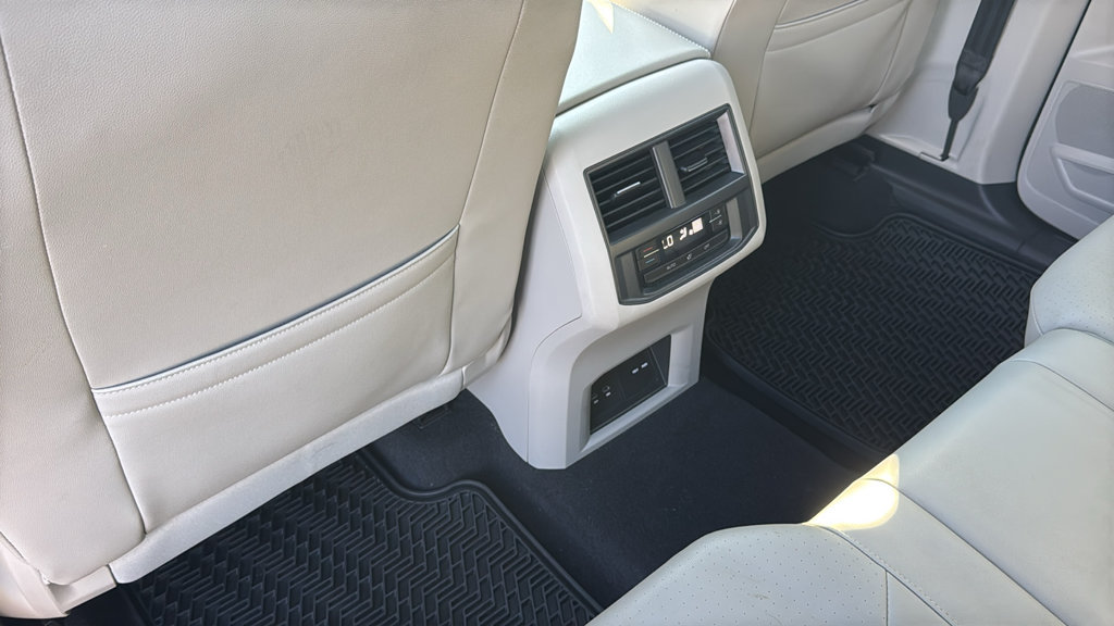 Used 2022 Volkswagen Atlas SE AWD/4WD image 33