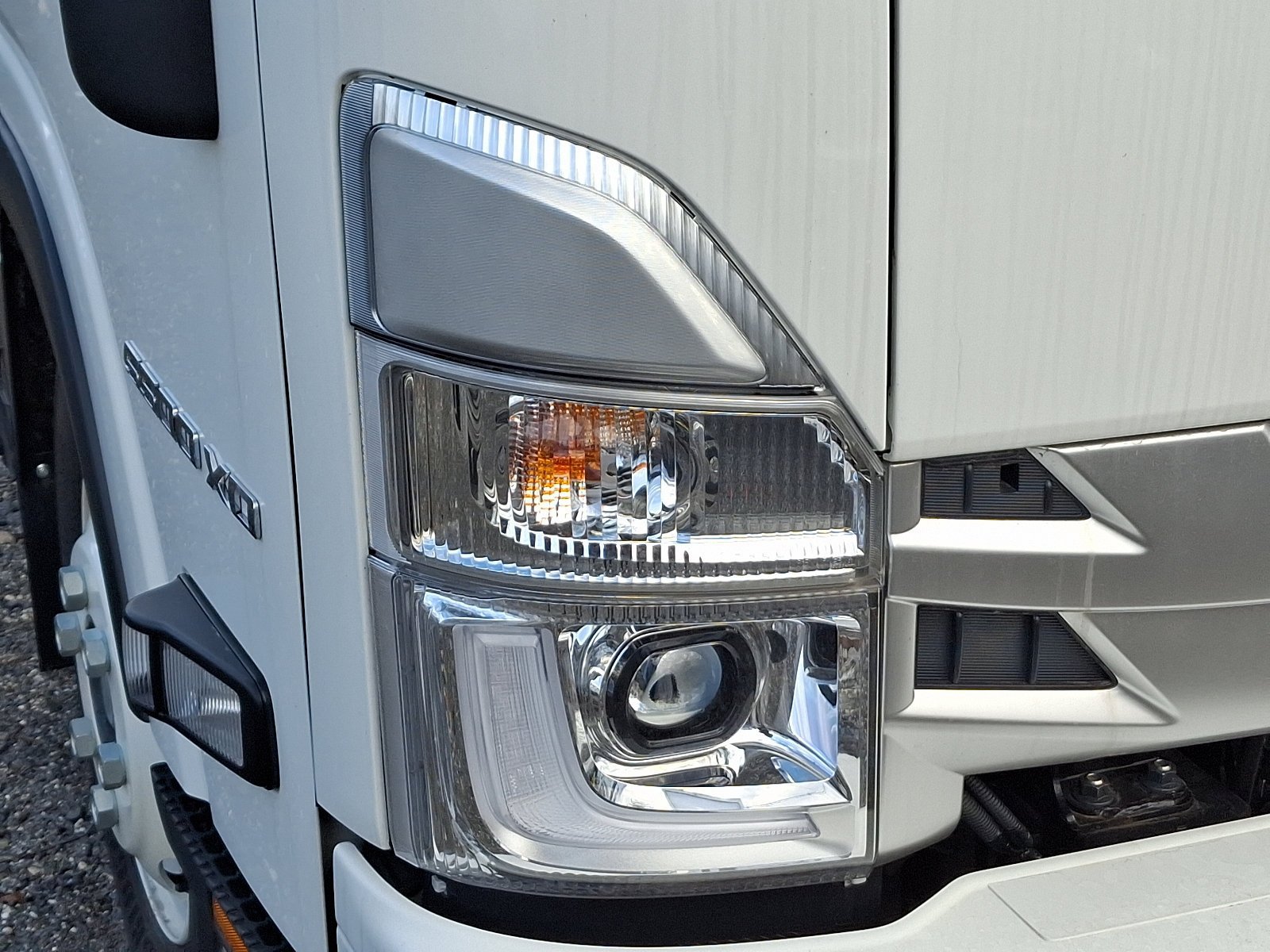 New 2024 Chevrolet Low Cab Forward 5500XD RWD image 3