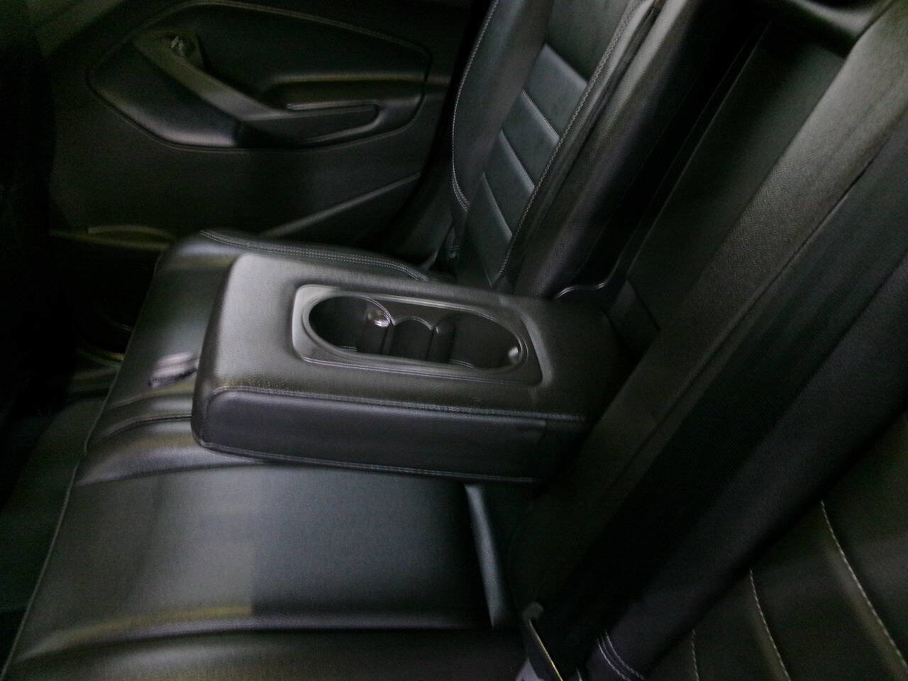 Used 2016 Ford C-MAX SEL FWD image 23