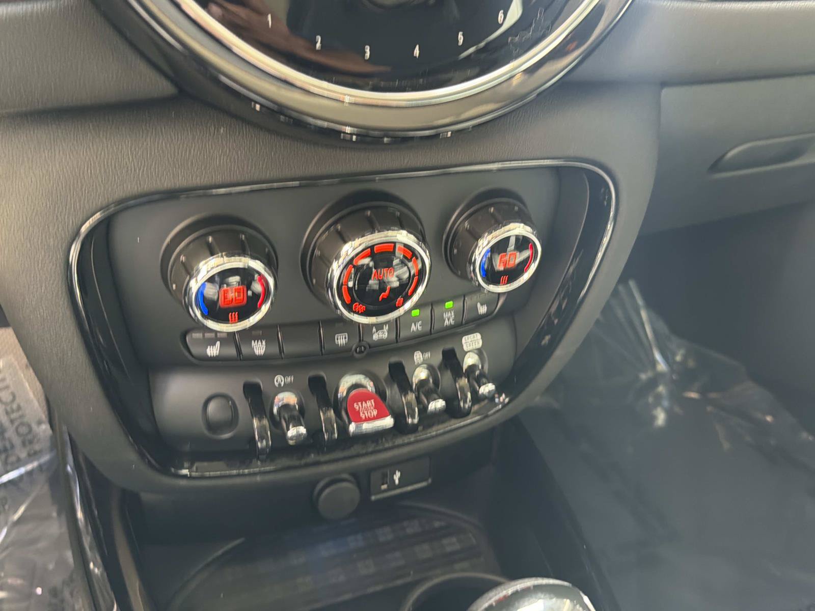 Used 2021 MINI Cooper Clubman S w/ Storage Package FWD image 26