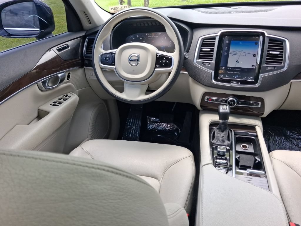 Used 2019 Volvo XC90 T6 Momentum AWD/4WD image 10