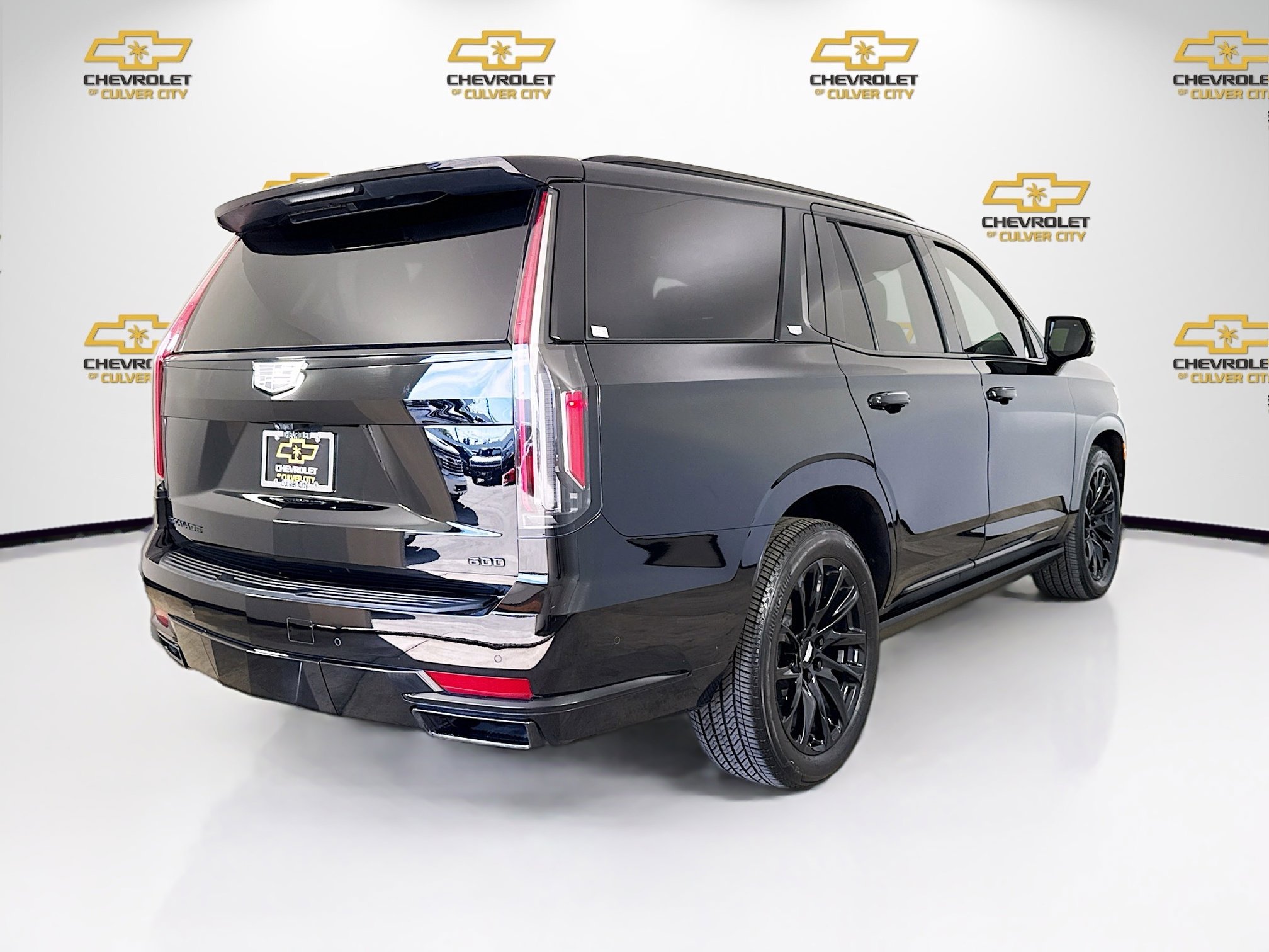 Used 2023 Cadillac Escalade Sport w/ LPO, ONYX Package AWD/4WD image 7