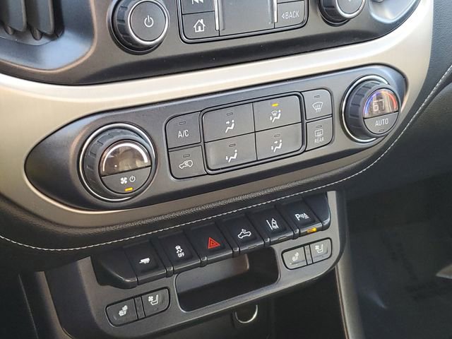 Used 2020 GMC Canyon Denali image 15