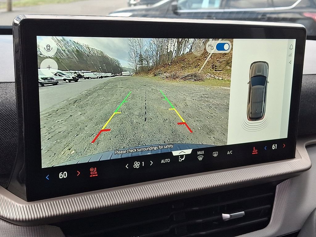 Used 2025 Ford Explorer Active w/ Active Comfort Package AWD/4WD image 18