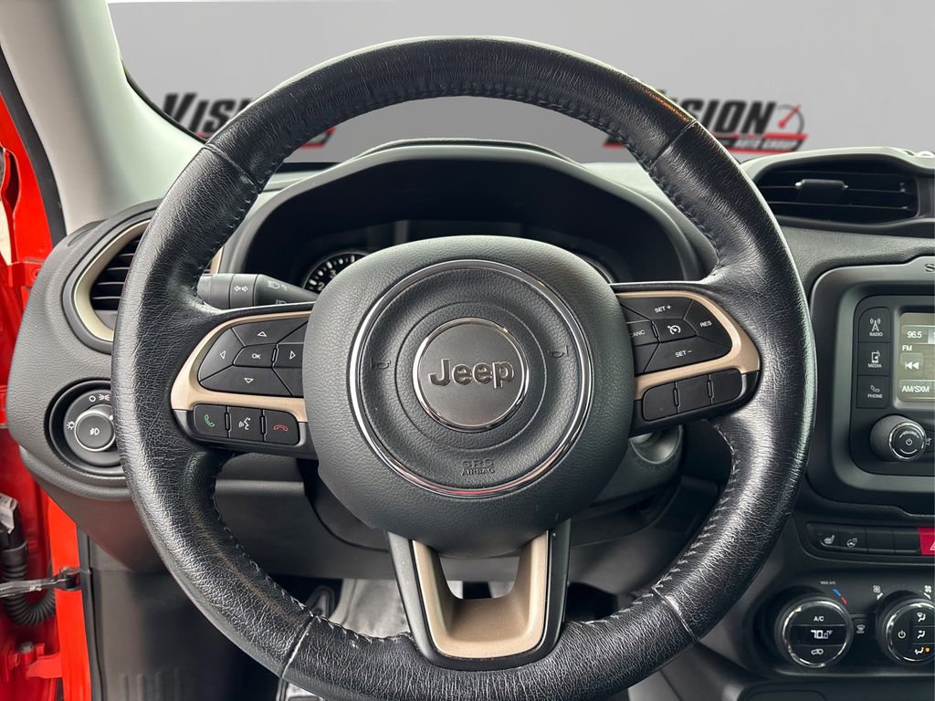 Used 2015 Jeep Renegade Latitude w/ Popular Equipment Group AWD/4WD image 23