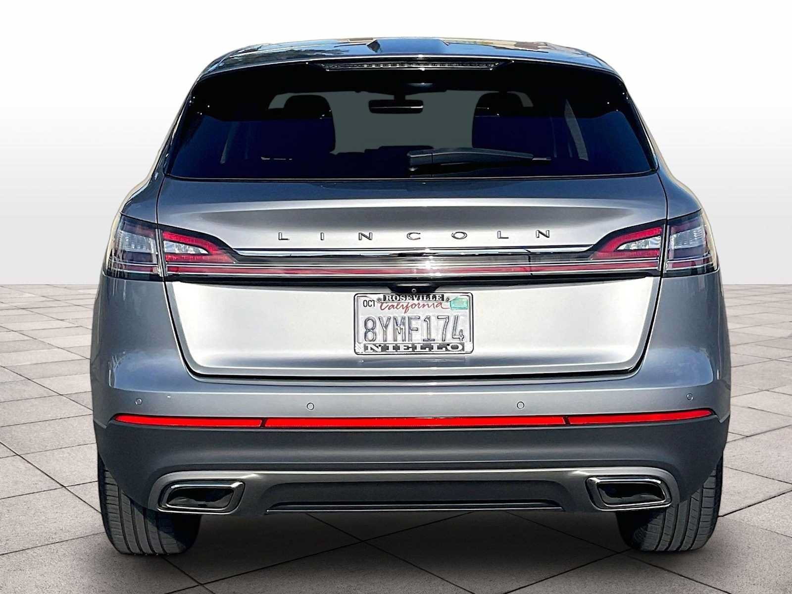 Used 2021 Lincoln Nautilus FWD w/ Equipment Group 101A image 7