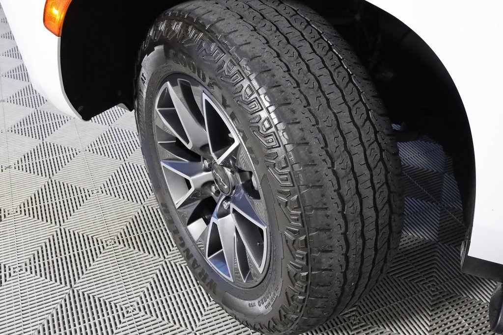 Used 2023 Chevrolet Tahoe Z71 w/ Z71 Off-Road Package image 48