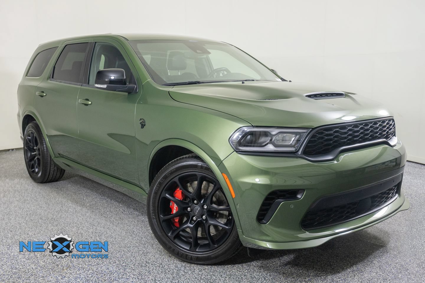 Used 2021 Dodge Durango SRT Hellcat w/ Premium Interior Group AWD/4WD image 1