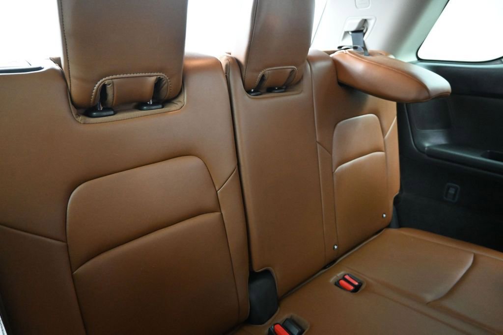 Used 2023 Nissan Pathfinder Platinum AWD/4WD image 29