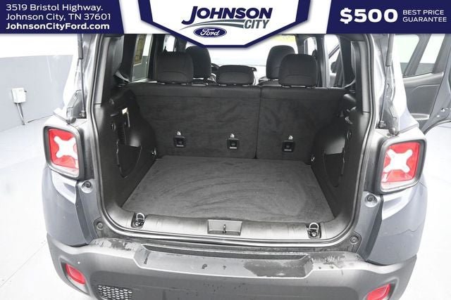 Used 2022 Jeep Renegade Altitude AWD/4WD image 16