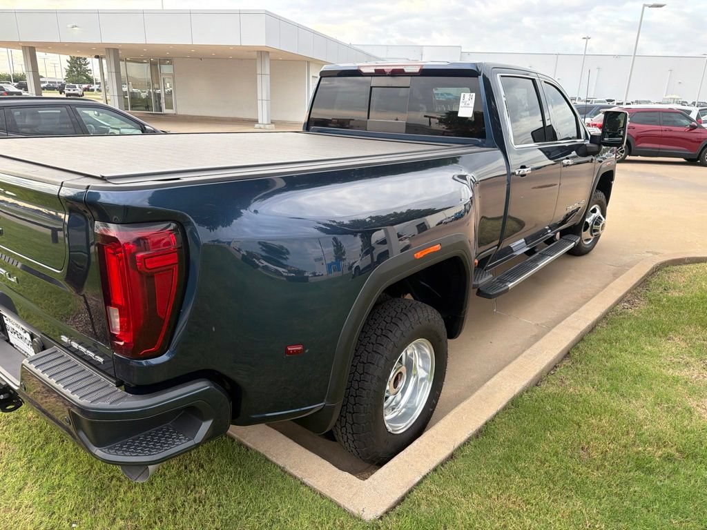 Used 2022 GMC Sierra 3500 Denali AWD/4WD image 4