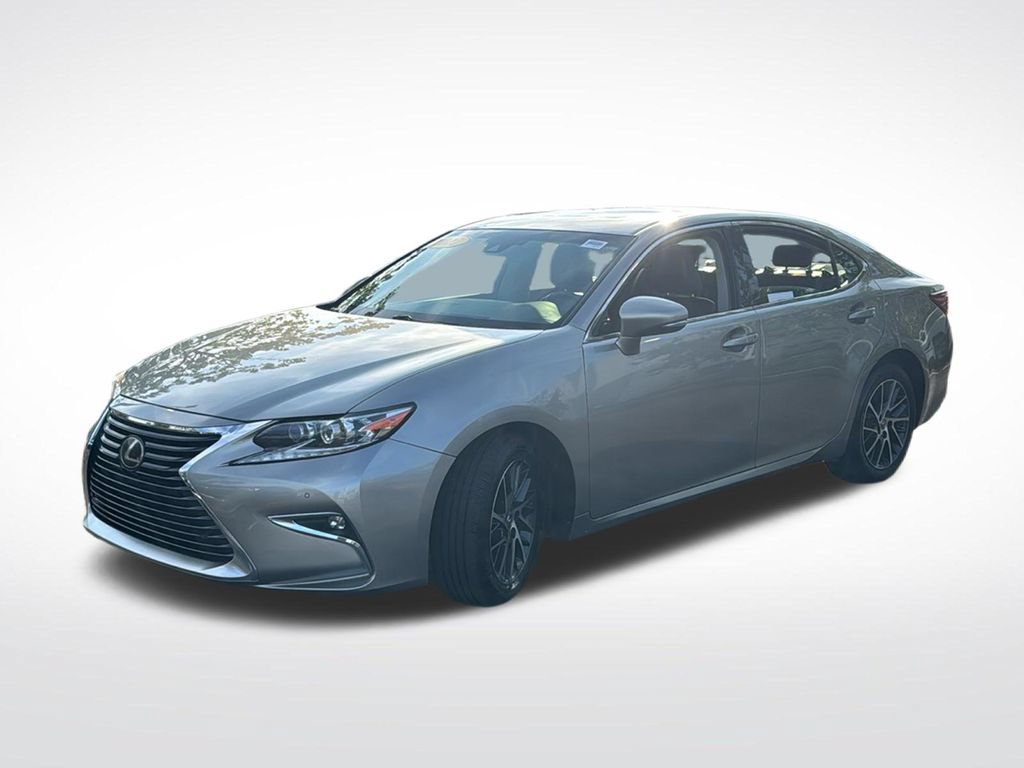 Used 2017 Lexus ES 350 w/ Luxury Package FWD image 3