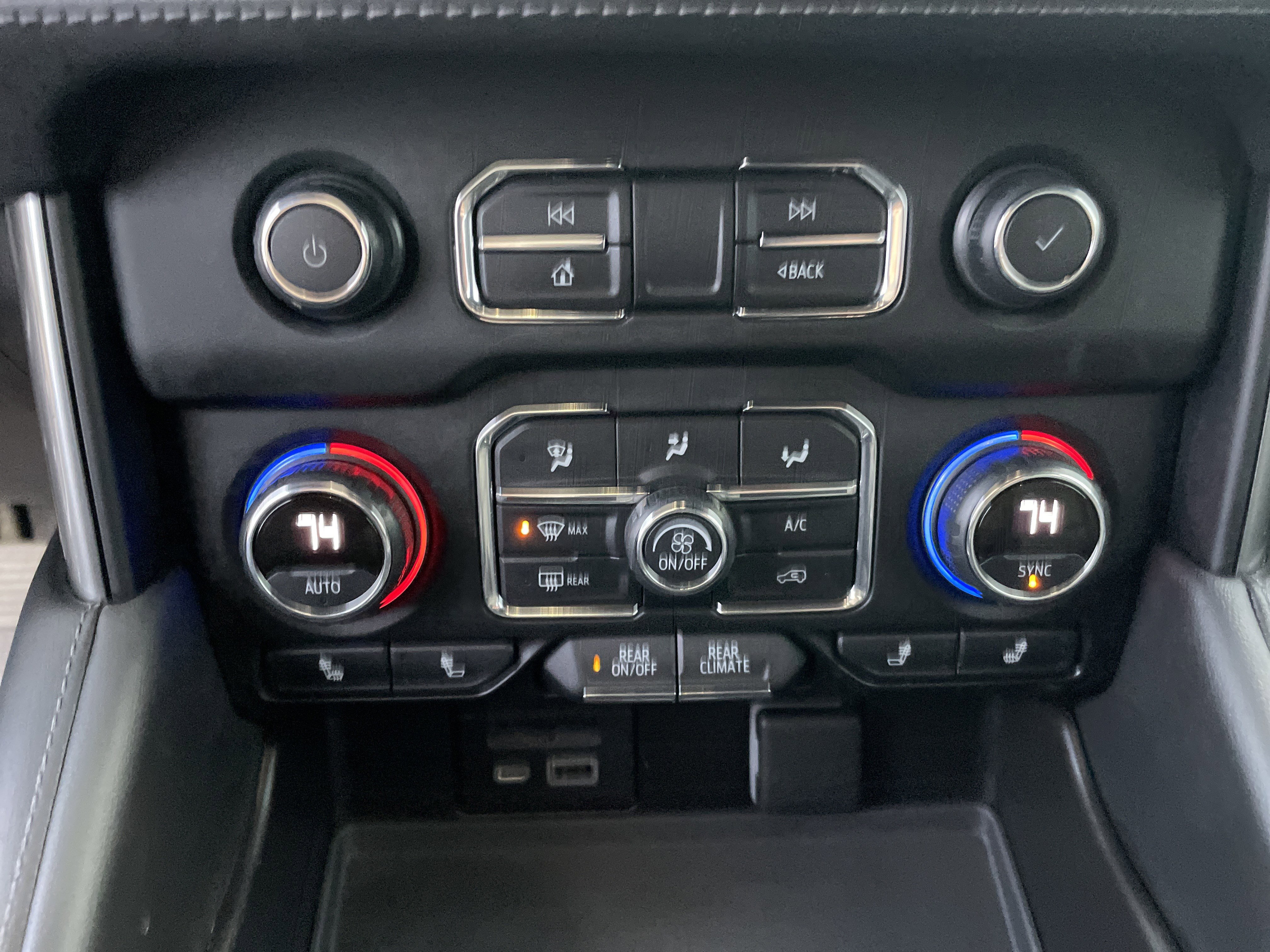 Used 2021 Chevrolet Tahoe Z71 w/ Luxury Package image 51