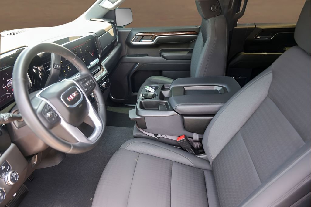 Used 2024 GMC Sierra 1500 Elevation RWD image 9