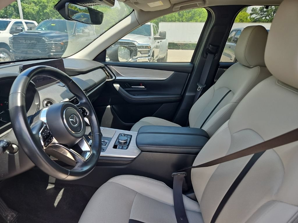 Used 2024 MAZDA CX-90 3.3 Turbo w/ Preferred Plus AWD/4WD image 16