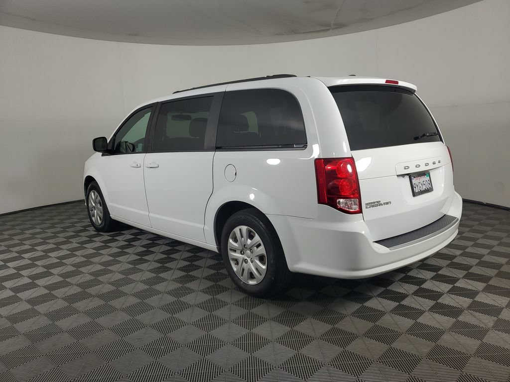 Used 2018 Dodge Grand Caravan SE w/ UConnect Hands-Free Group FWD image 6