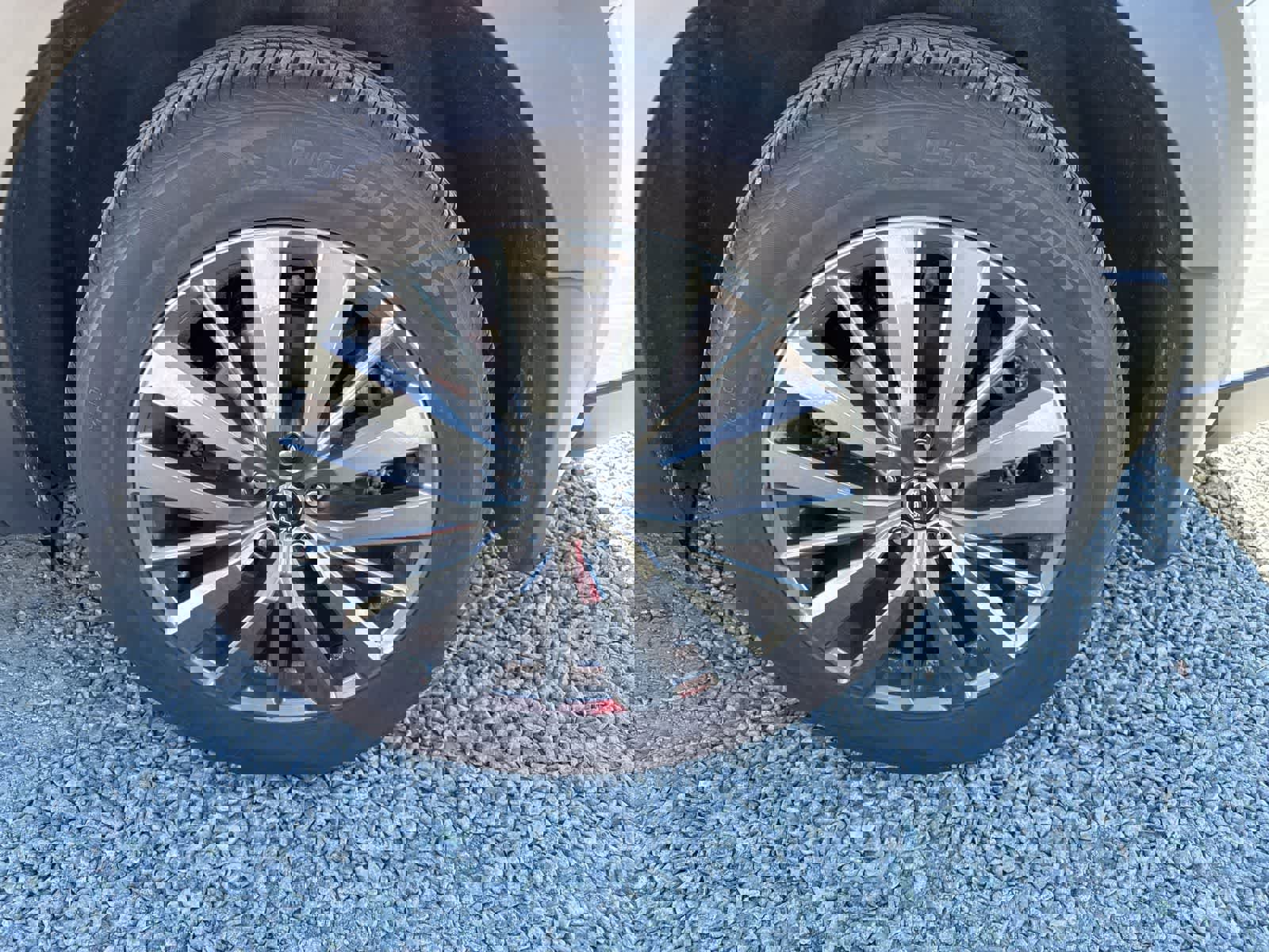 Used 2025 Nissan Pathfinder SL w/ SL Premium Package image 10