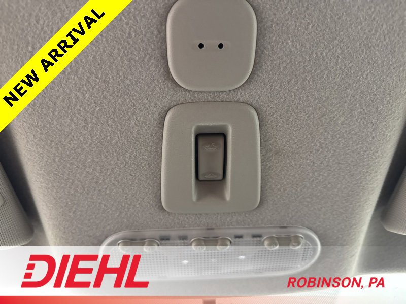 Used 2016 Nissan Juke SL image 31