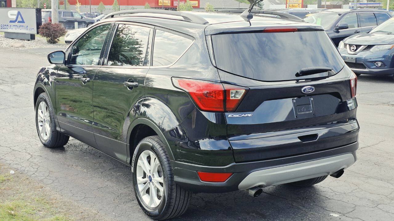 Used 2019 Ford Escape SEL AWD/4WD image 4