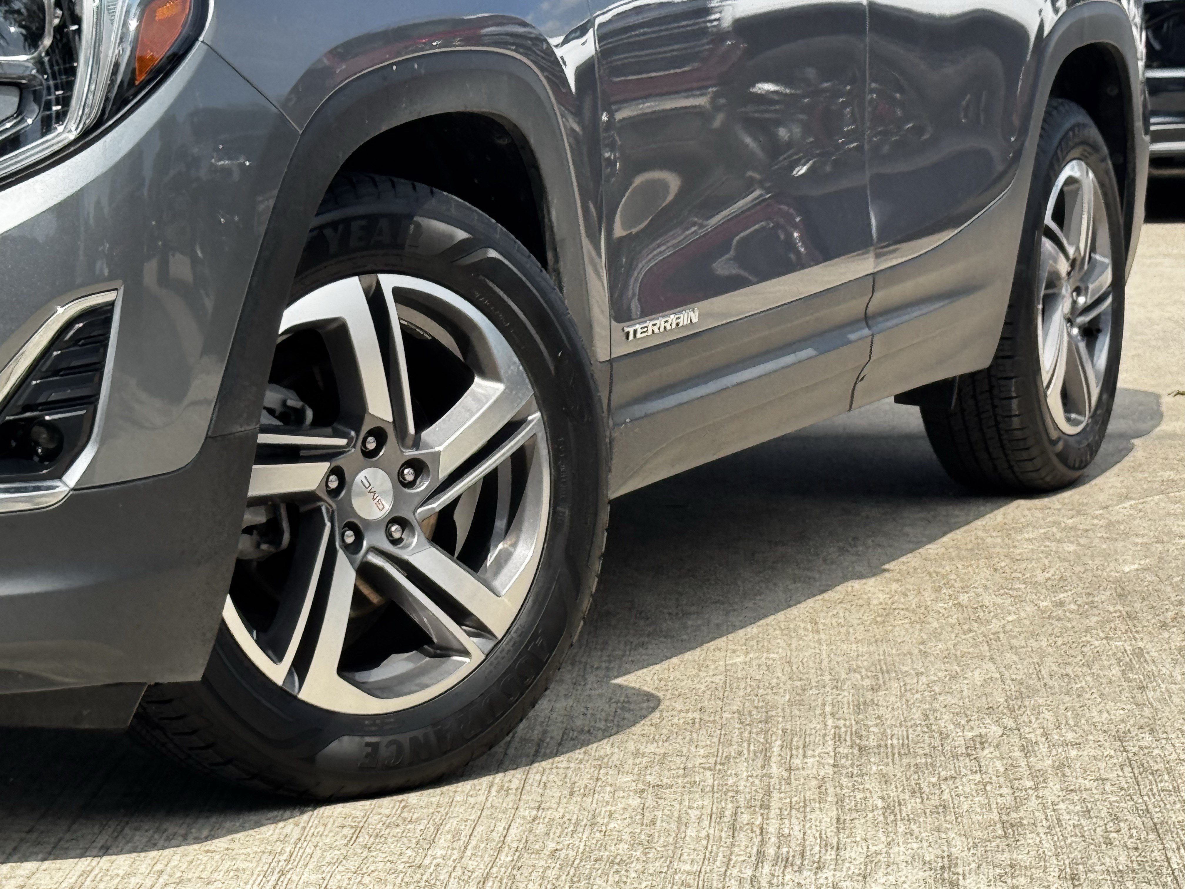Used 2020 GMC Terrain SLT w/ Preferred Package FWD image 12