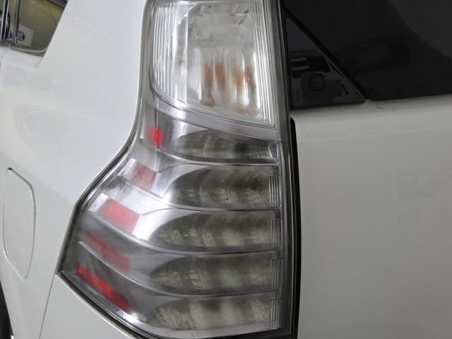 Used 2016 Lexus GX 460 Luxury image 13