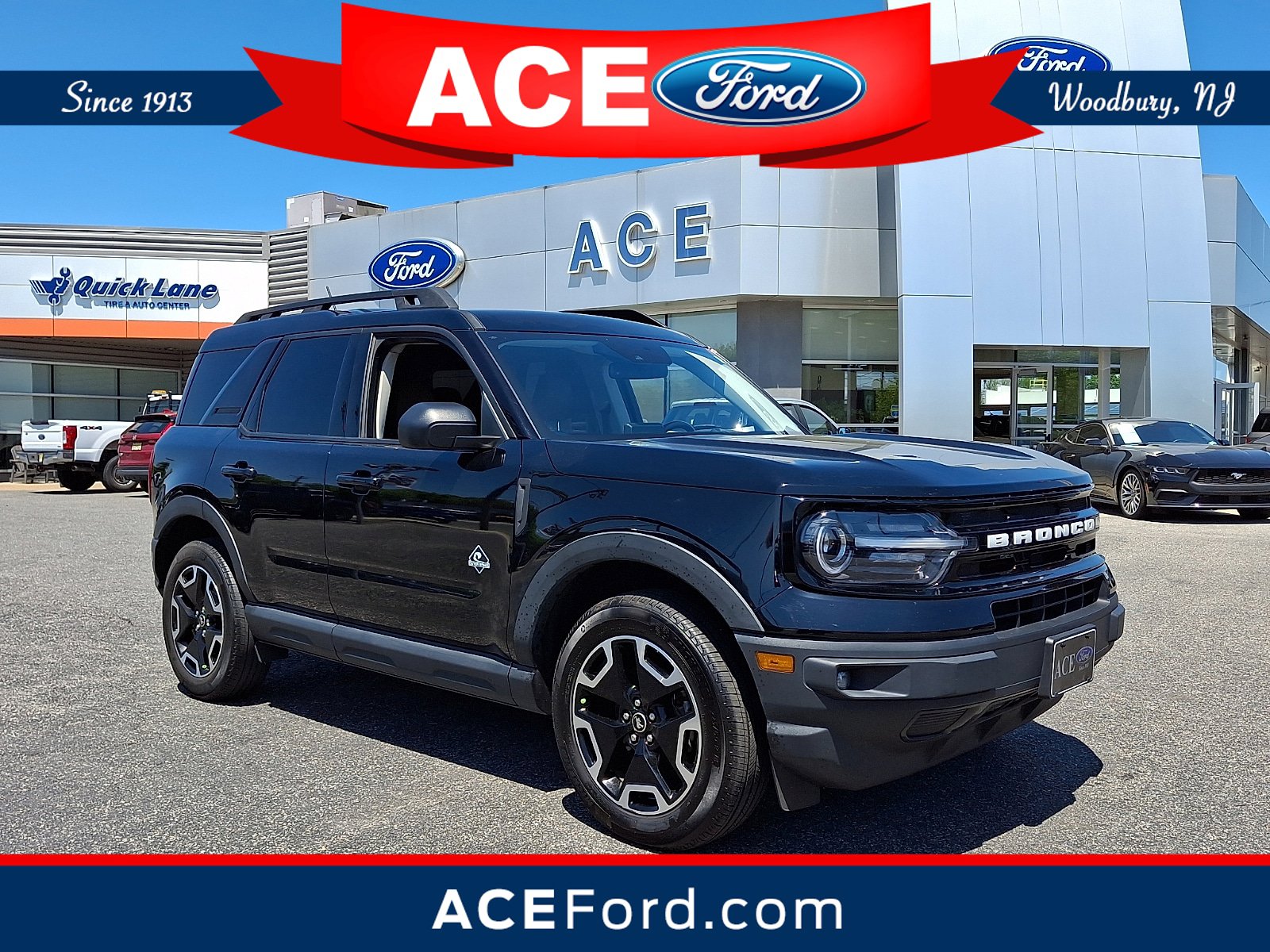 Certified 2023 Ford Bronco Sport Outer Banks AWD/4WD image 1