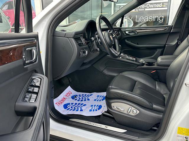 Used 2022 Porsche Macan S image 12
