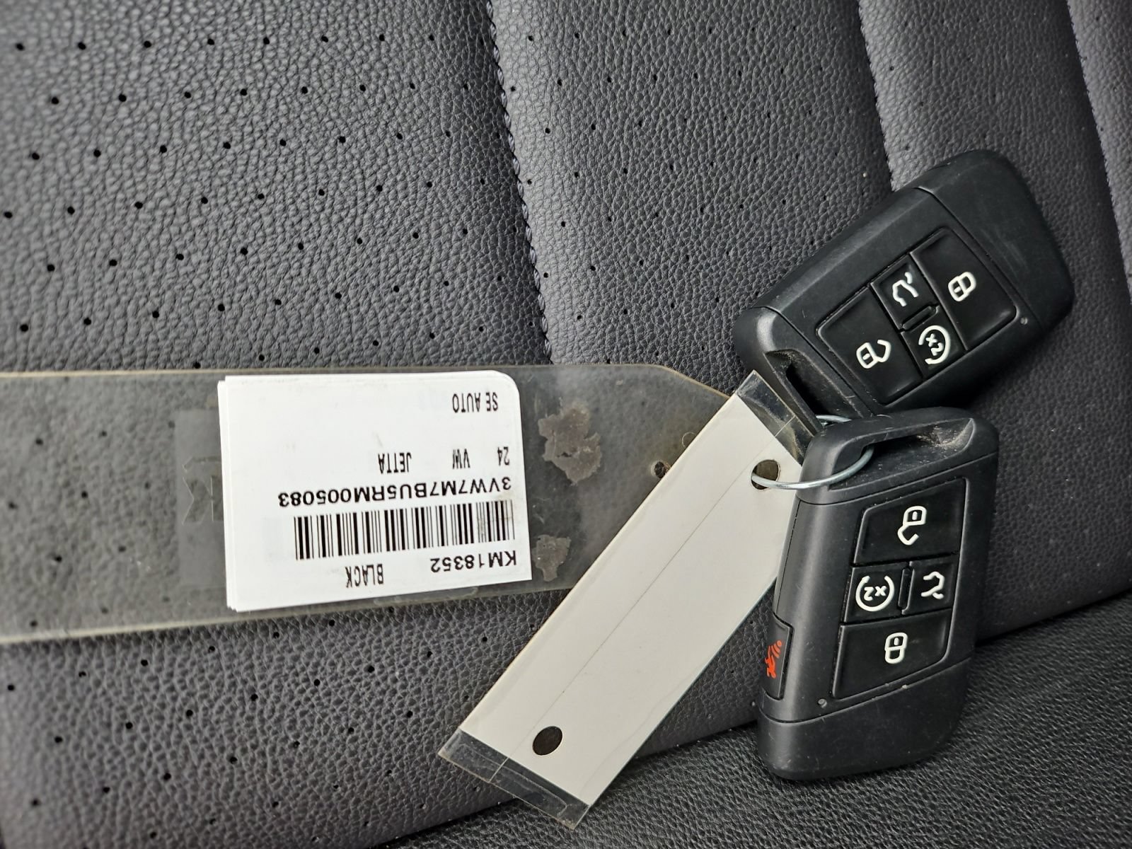 Used 2024 Volkswagen Jetta SE FWD image 19