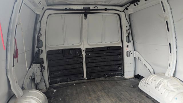 Used 2021 Chevrolet Express 2500 w/ Driver Convenience Package image 21