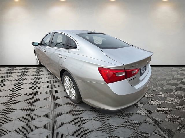 Used 2017 Chevrolet Malibu LT w/ Leather Package image 7