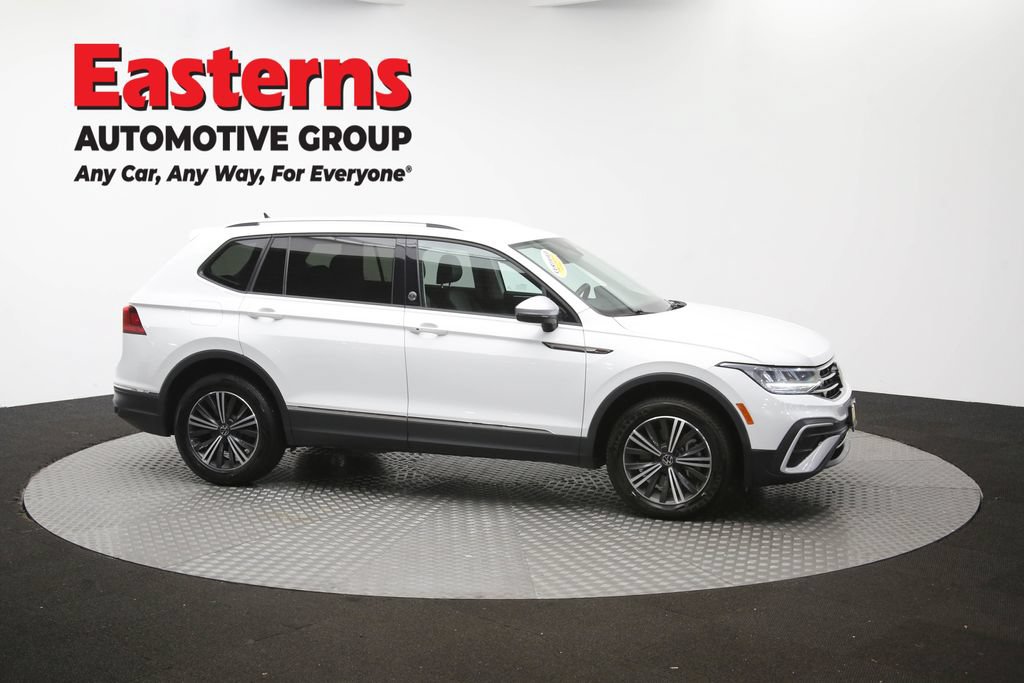 Used 2024 Volkswagen Tiguan Wolfsburg Edition FWD image 46