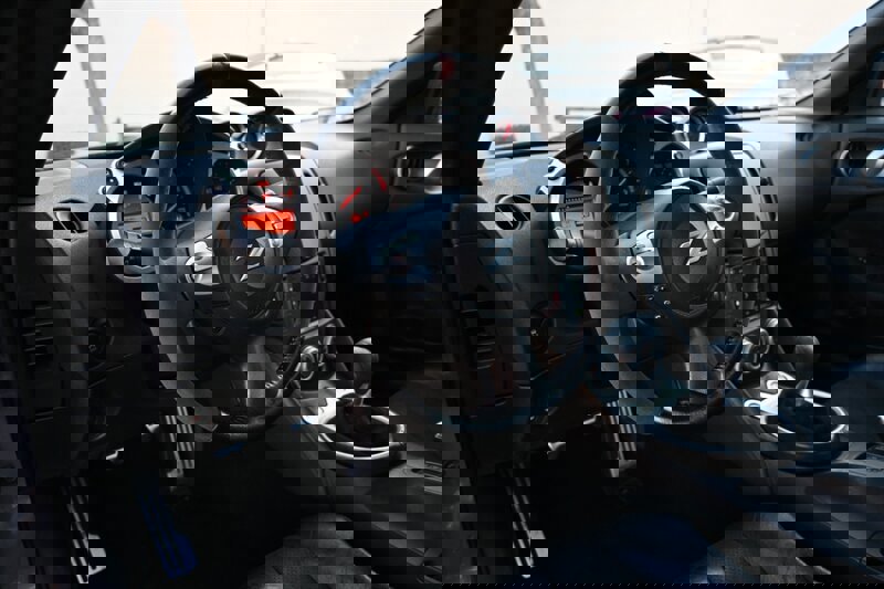 Used 2013 Nissan 370Z Coupe image 24