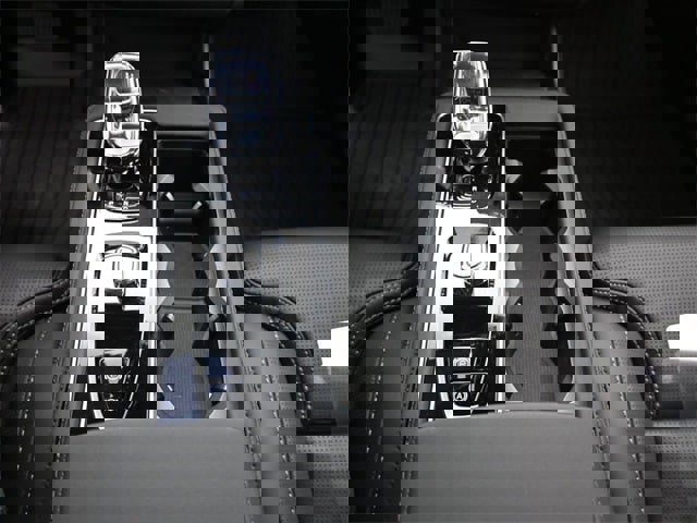 New 2025 Volvo XC90 B6 Ultra w/ Protection Package Premier image 13