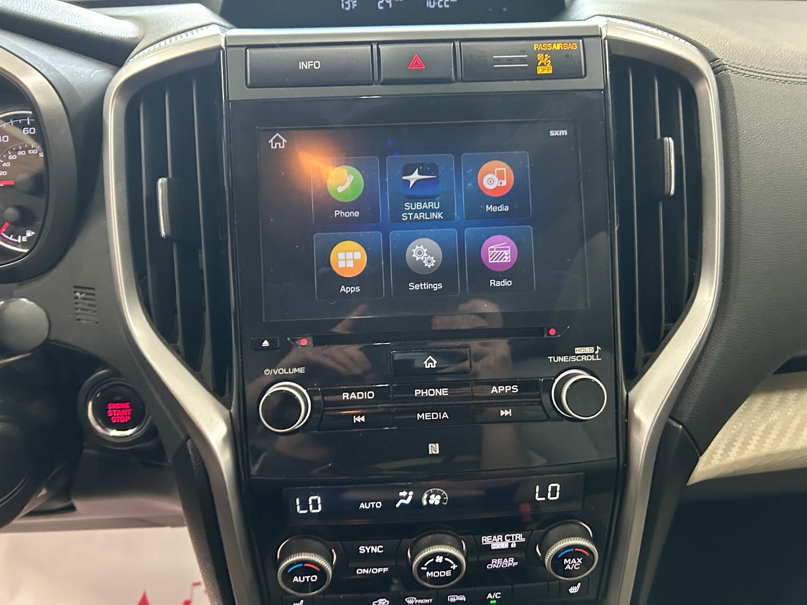 Used 2022 Subaru Ascent Premium w/ Convenience Package AWD/4WD image 18