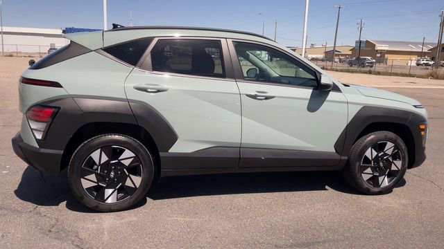 Used 2024 Hyundai Kona SEL AWD/4WD image 2