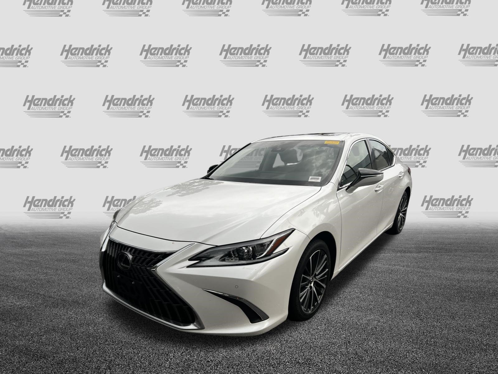 Used 2023 Lexus ES 350 w/ Premium Package FWD image 5