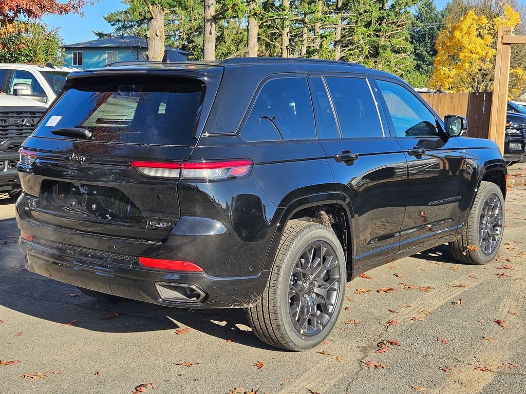 New 2025 Jeep Grand Cherokee Summit w/ Obsidian Package image 7