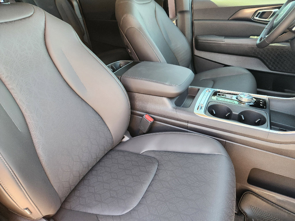 New 2026 Kia Carnival SX w/ SX Dark Edition Package image 32