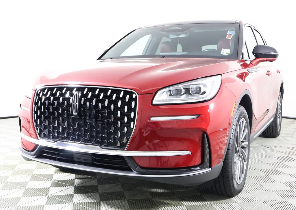 Used 2023 Lincoln Corsair Reserve w/ Equipment Group 201A image 3