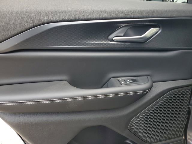 New 2026 Jeep Grand Cherokee Laredo X image 16