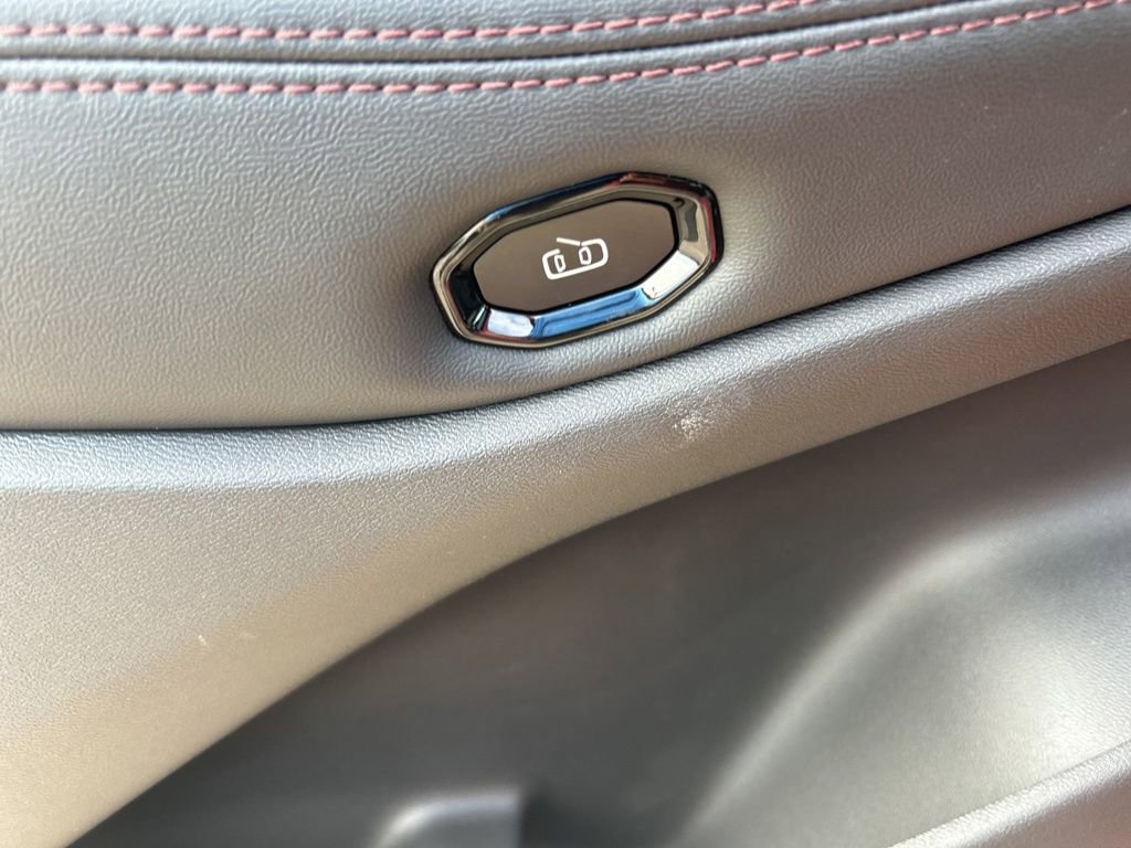 New 2025 Jeep Wagoneer S Limited image 36