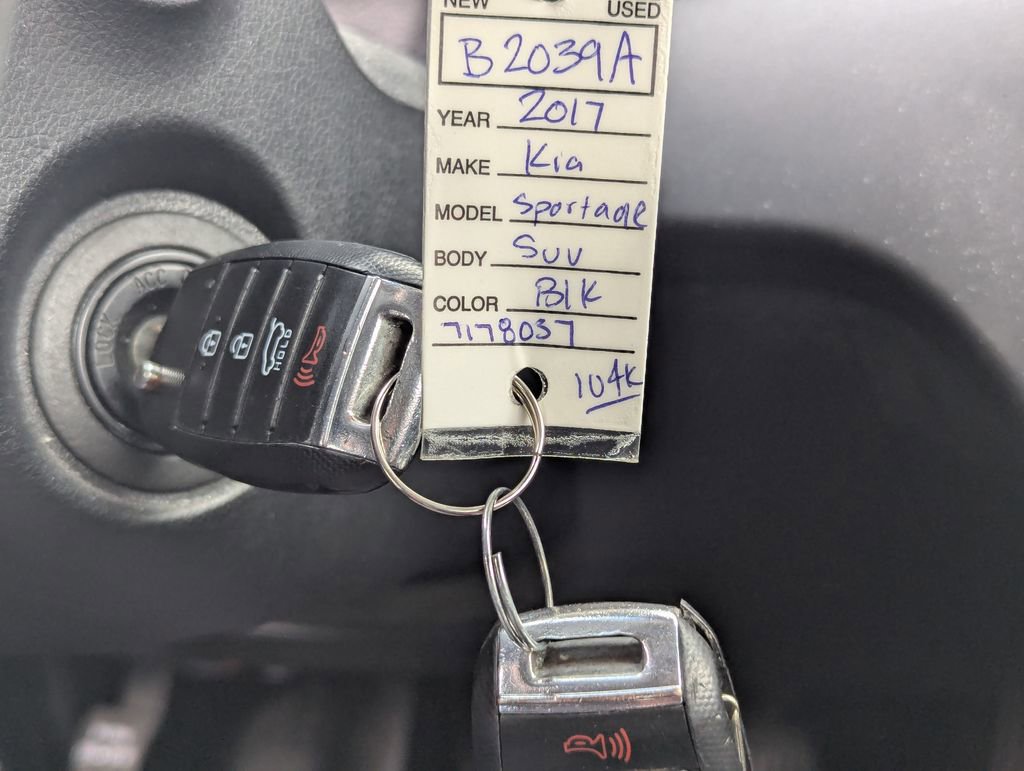 Used 2017 Kia Sportage LX AWD/4WD image 17