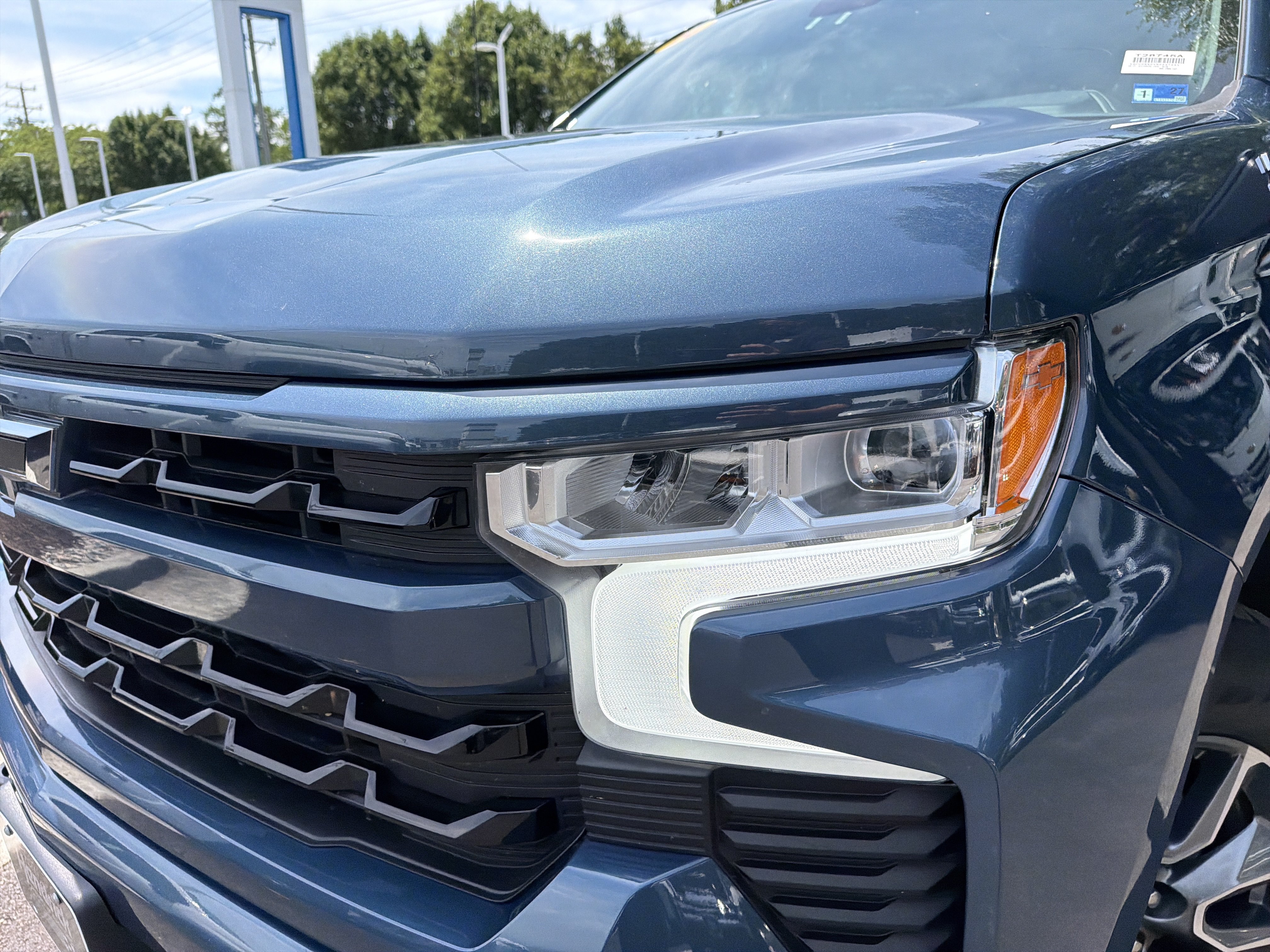 Used 2024 Chevrolet Silverado 1500 RST w/ Z71 Off-Road Package AWD/4WD image 5