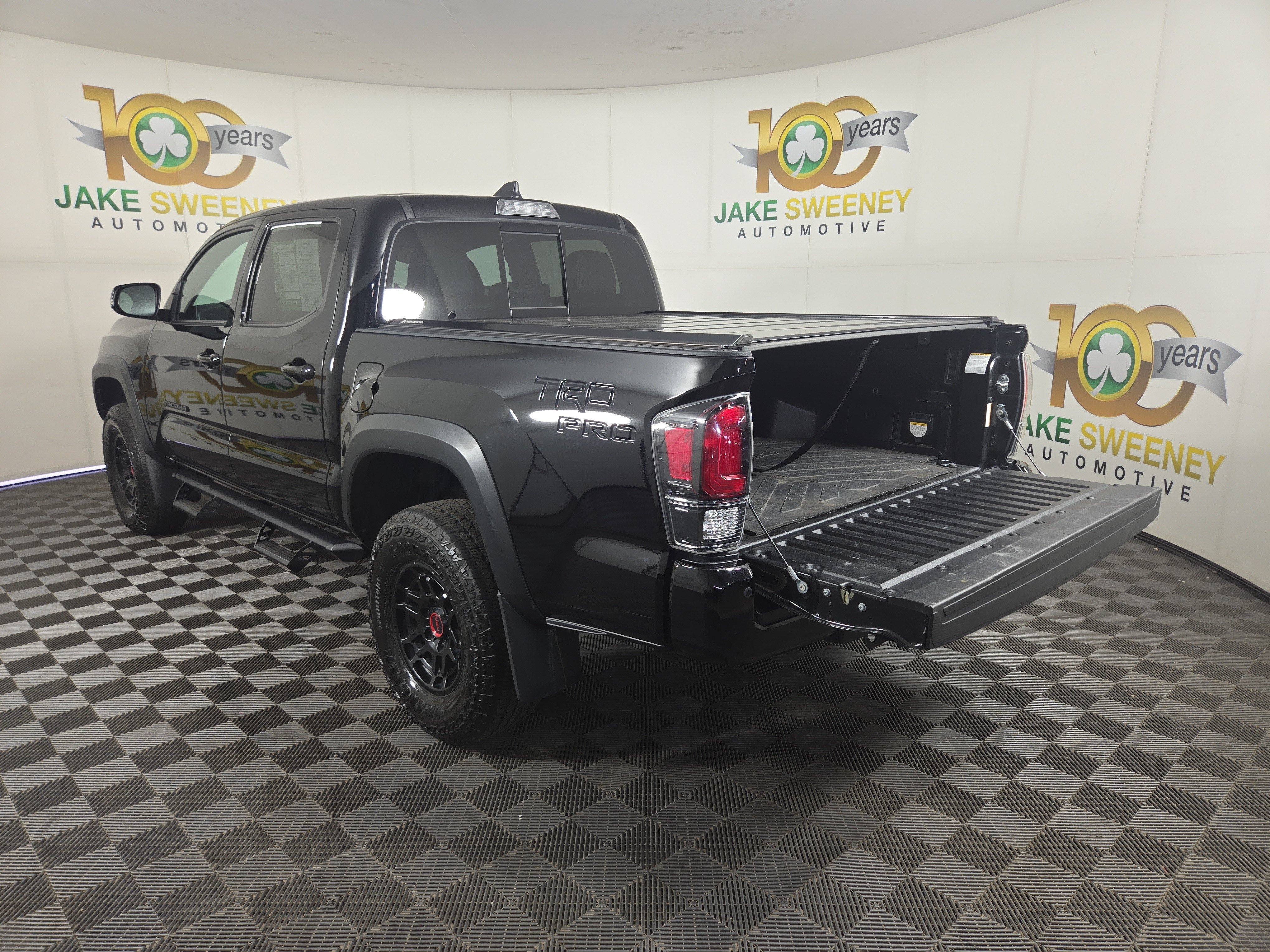 Used 2023 Toyota Tacoma TRD Pro AWD/4WD image 32